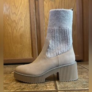 NWOT Dolce Vita Daynger boots sz 8.5